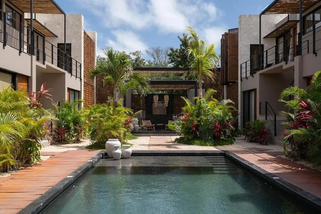 Toh14, Downtown Tulum Apartment 0*,